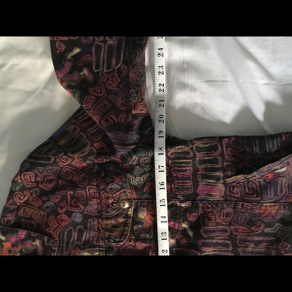 🐒 Chico’s Zippered Jacket - Picture 2 of 8